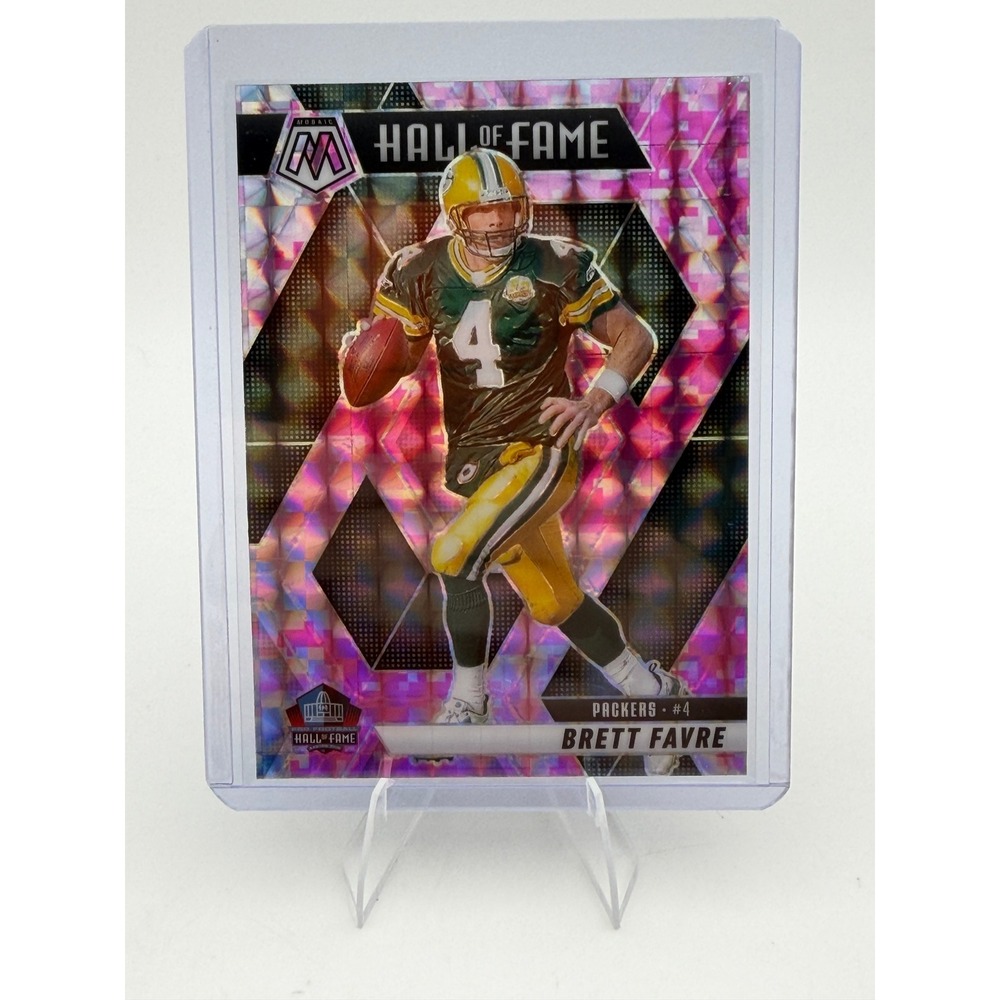 2023 Panini Mosaic Brett Favre Hall of Fame Pink Camo Prizm #293 Packers